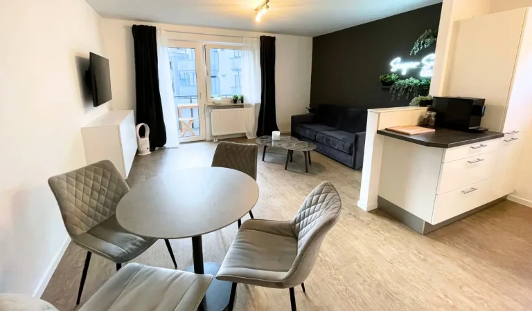 BV_SemperSuite1_NEU_Foto 1 - V3 (8)