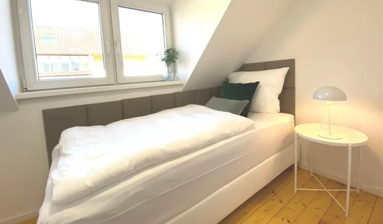 Drittes Schlafzimmer mit Einzelbett Boxspring